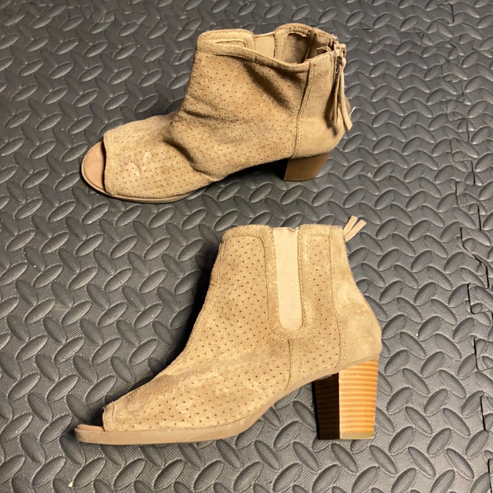 Big Buddha ankle booties